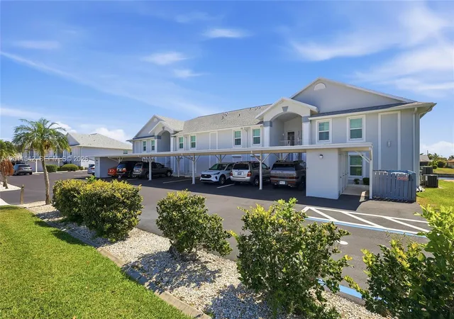 3933-se-11-place-208-cape-coral-fl-33904/hzid_8fee293b
