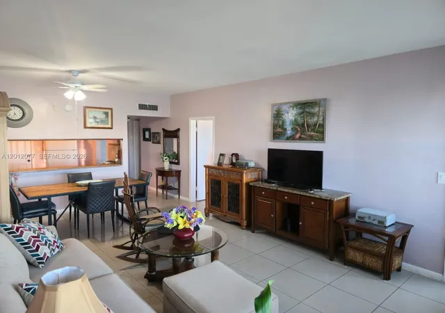 18707-ne-14th-avenue-727-miami-fl-33179/hzid_c0647877