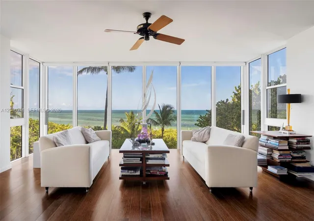 200-ocean-lane-dr-401-key-biscayne-fl-33149/hzid_1022c1dc