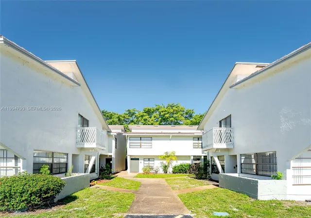 2570-coral-springs-dr-2570-coral-springs-fl-33065/hzid_71c82fb0