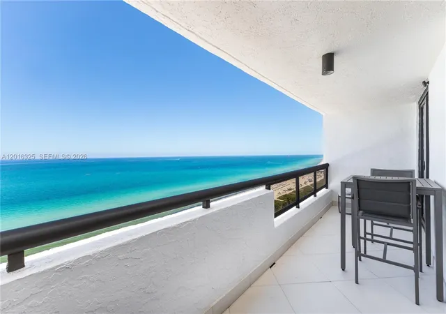 2555-collins-ave-2205-miami-beach-fl-33140/hzid_4675094f