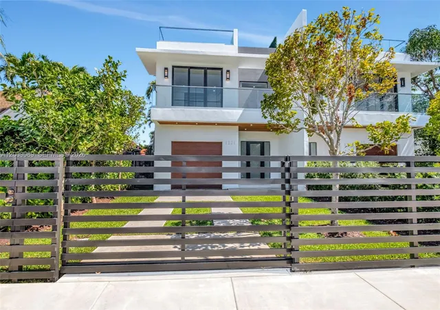 1223-sw-12th-court-1223-miami-fl-33135/hzid_157d3d82