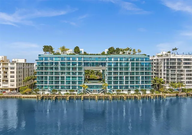 9221-e-bay-harbor-dr-309-bay-harbor-islands-fl-33154/hzid_02a258e5