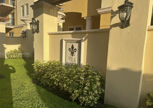 322-madeira-ave-302-coral-gables-fl-33134/hzid_feba65df