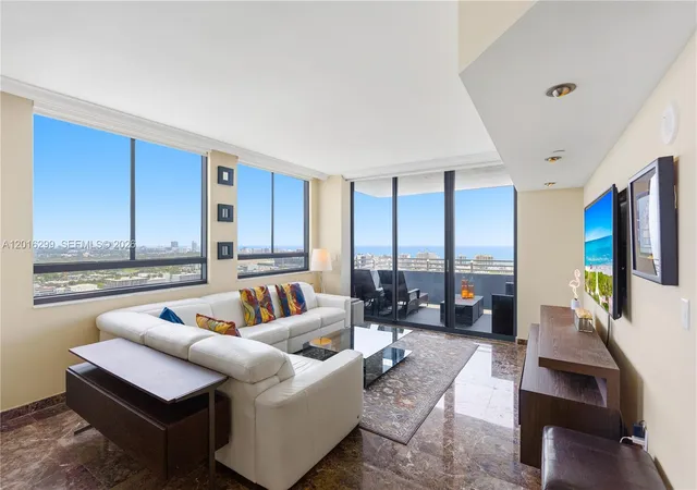 1330-west-ave-ph05-miami-beach-fl-33139/hzid_5f6ae05b