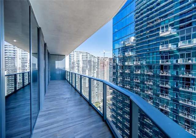 801-s-miami-ave-3905-miami-fl-33130/hzid_614dc00e
