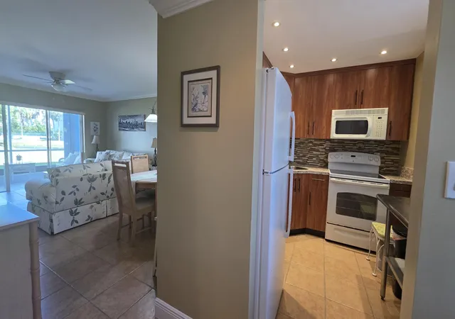600-ne-2nd-street-108-dania-fl-33004/hzid_93ad31d3