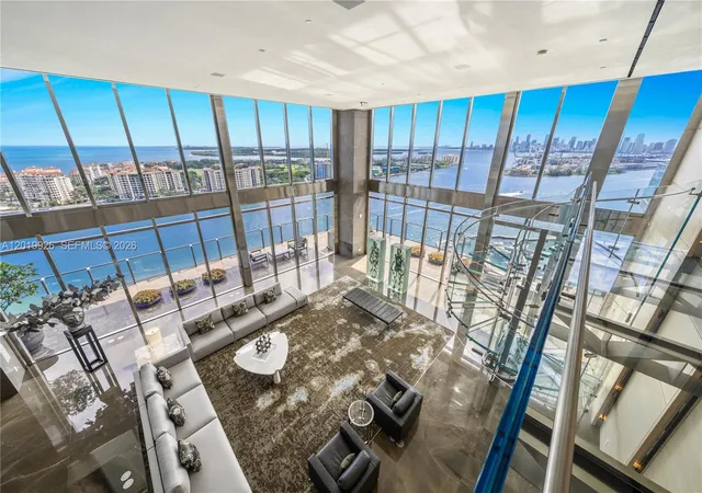 800-s-pointe-dr-penthouse-2204-miami-beach-fl-33139/hzid_85dcdb96