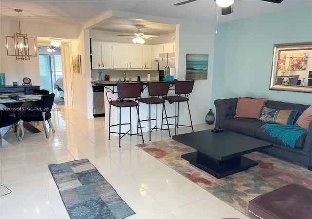 12-dorchester-a-12-12-west-palm-beach-fl-33417/hzid_f2d97acd