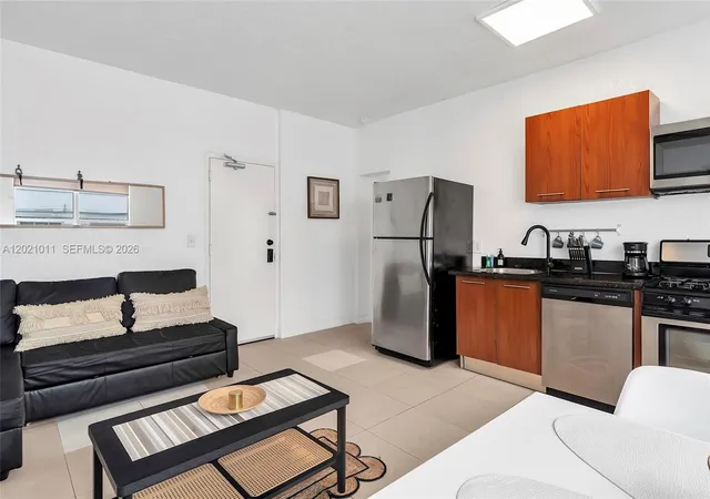 500-14th-st-101-miami-beach-fl-33139/hzid_da3ee8a8