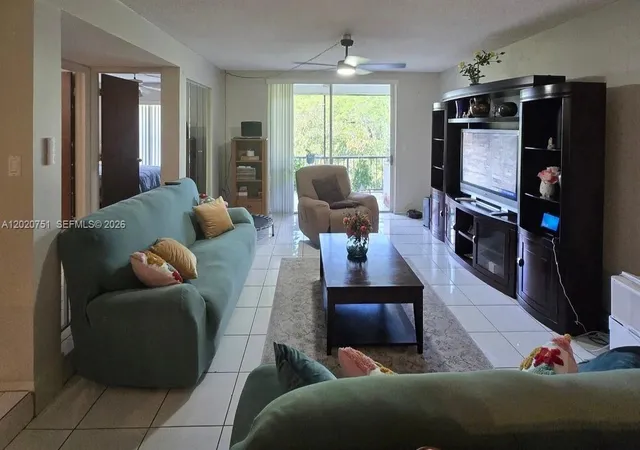3660-inverrary-dr-3t-lauderhill-fl-33319/hzid_3eabcc63