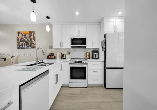 605-oaks-dr-502-pompano-beach-fl-33069/hzid_5ab07756