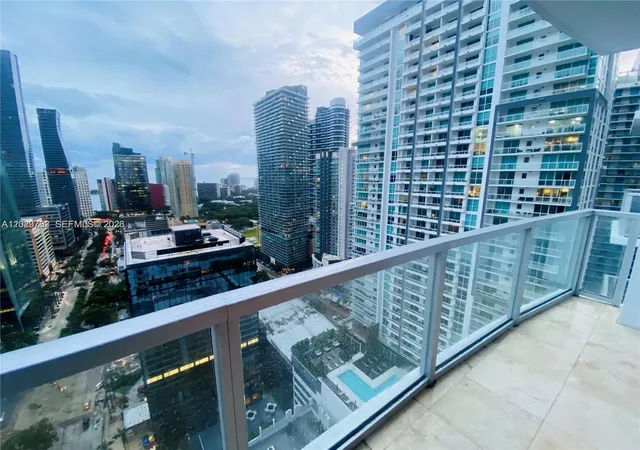 1060-brickell-ave-3109-miami-fl-33131/hzid_be40b1f1