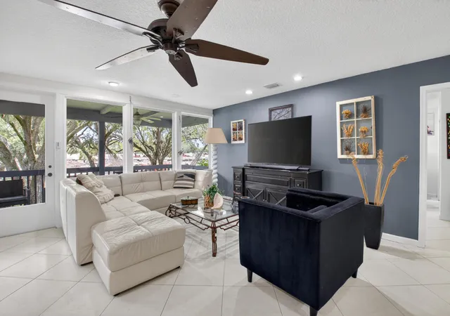 20289-boca-west-dr-boca-west-boca-raton-fl-33434/hzid_ef844543