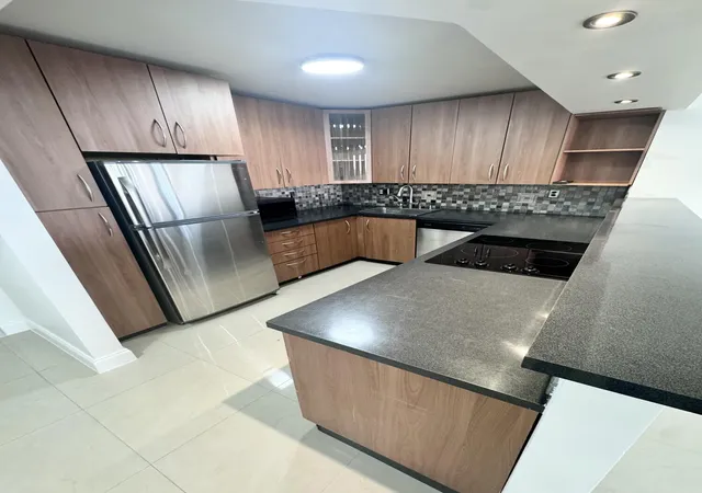 600-three-islands-blvd-1108-hallandale-beach-fl-33009/hzid_259a2eae