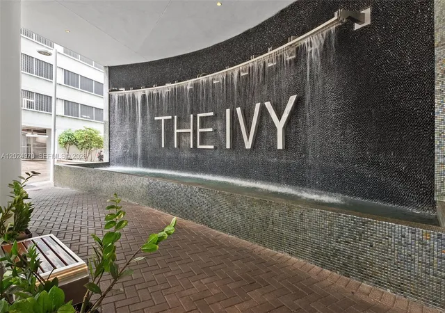 90-sw-3rd-st-3810-miami-fl-33130/hzid_2991b32f
