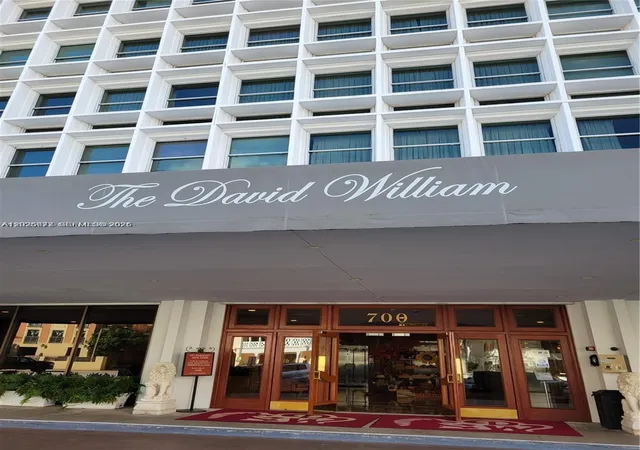 700-biltmore-wy-719-coral-gables-fl-33134/hzid_ccc2d417