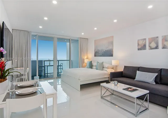 5445-collins-ave-1730-miami-beach-fl-33140/hzid_1fcfc4cb
