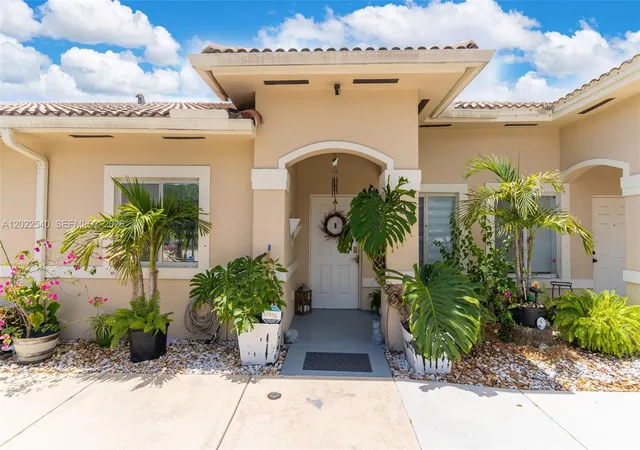 13268-old-biscayne-dr-204-homestead-fl-33033/hzid_9d157182