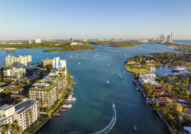 10141-e-bay-harbor-dr-301-bay-harbor-islands-fl-33154/hzid_9e862562