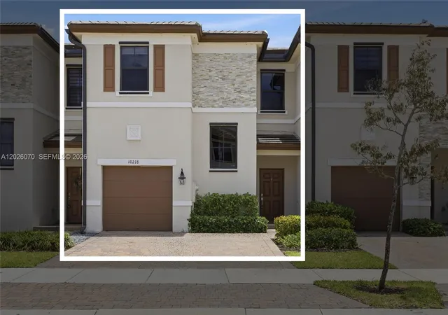 10218-sw-231st-ln-cutler-bay-fl-33190/hzid_2cbe3e79