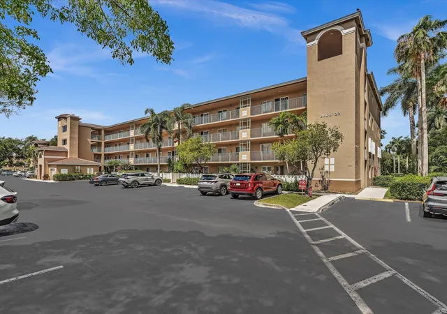 12511-imperial-isle-dr-402-boynton-beach-fl-33437/hzid_a5b354c8