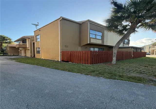 8330-n-missionwood-cir-b23-miramar-fl-33025/hzid_3ca7cf94