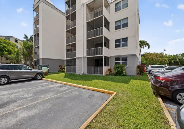 8373-lake-dr-101-doral-fl-33166/hzid_d94542cb