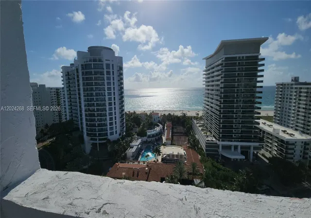 5900-collins-ave-404-miami-beach-fl-33140/hzid_7d7692a1