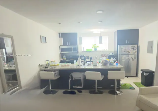 1025-sw-7th-avenue-6-miami-fl-33130/hzid_61adcf02