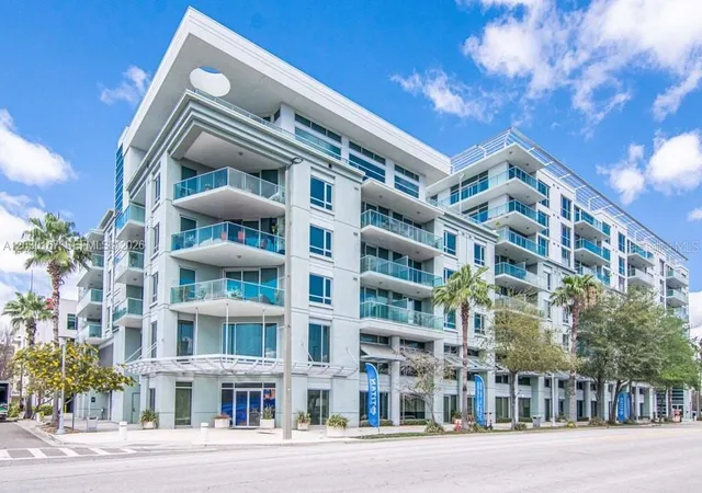 111-n-12-street-1620-tampa-fl-33602/hzid_de055c25