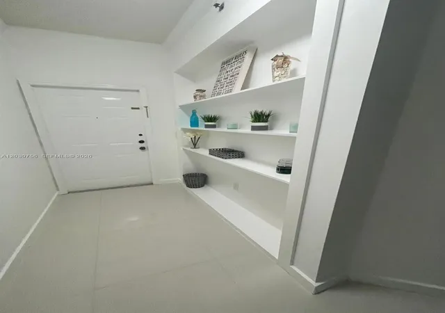3255-ne-184th-st-12114-aventura-fl-33160/hzid_b2dda3ea