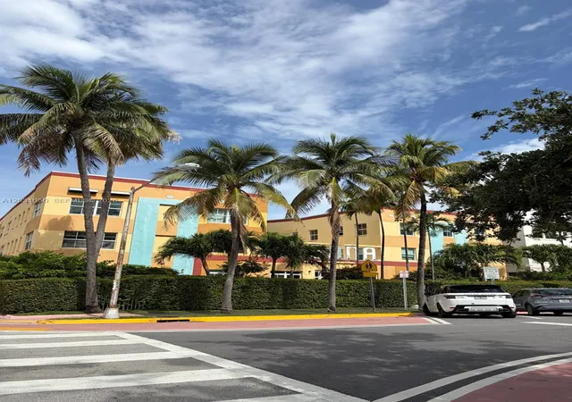 1308-drexel-ave-311-miami-beach-fl-33139/hzid_1ccaa19d