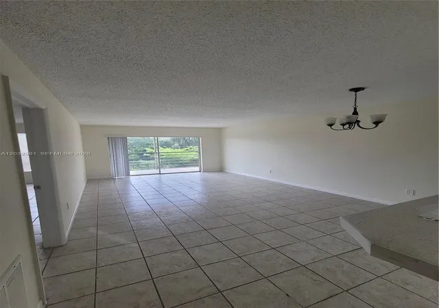 2800-nw-56th-ave-e401-lauderhill-fl-33313/hzid_b90b155d