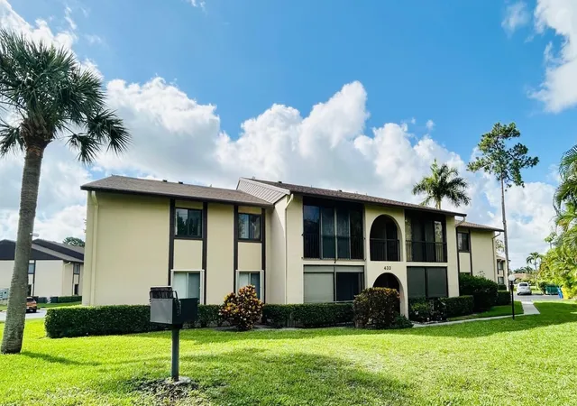 433-pine-glen-ln-c2-greenacres-fl-33463/hzid_a75dee95