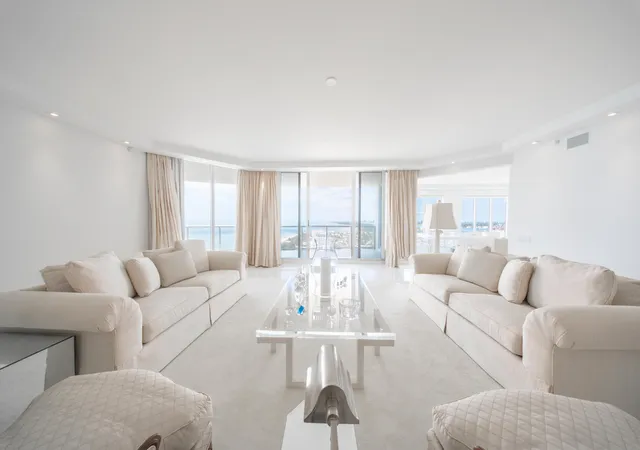 2700 N Ocean Dr