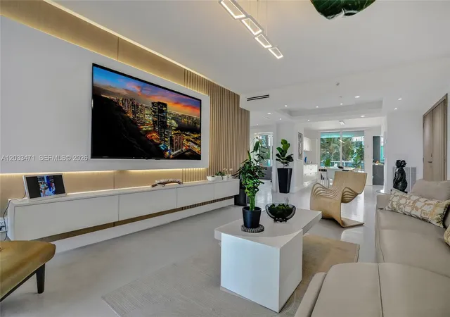 19111-collins-ave-102-sunny-isles-beach-fl-33160/hzid_9505761a
