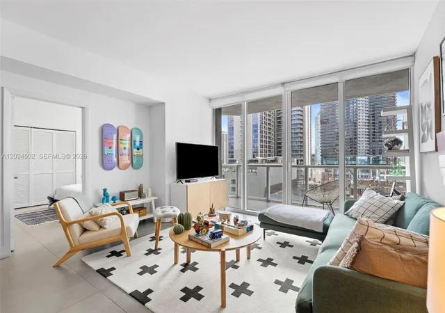 253-ne-2nd-st-1801-miami-fl-33132/hzid_e5b0d4aa