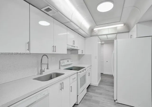 3821-environ-blvd-403-lauderhill-fl-33319/hzid_b94c9a8a