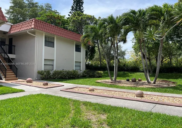 9710-hammocks-blvd-20431-miami-fl-33196/hzid_2fa3f1ad