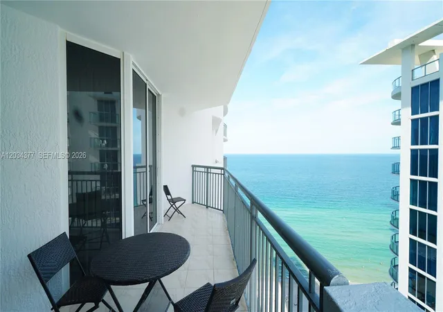 17375-collins-ave-2304-sunny-isles-beach-fl-33160/hzid_fa380fb2