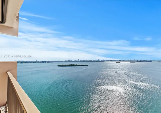 1800-ne-114th-st-2204-miami-fl-33181/hzid_4527765b