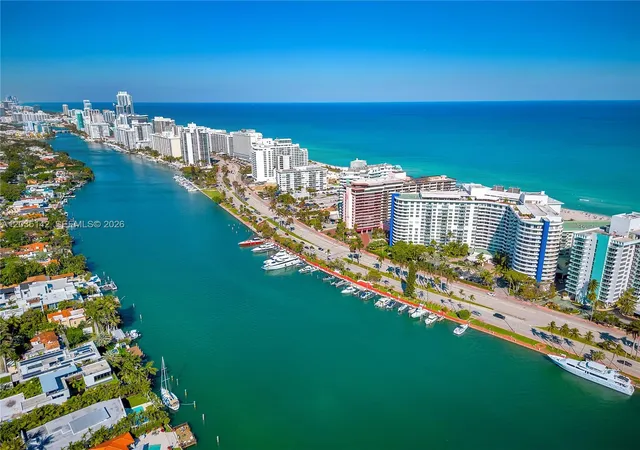 5161-collins-ave-310-miami-beach-fl-33140/hzid_cdb85b3a