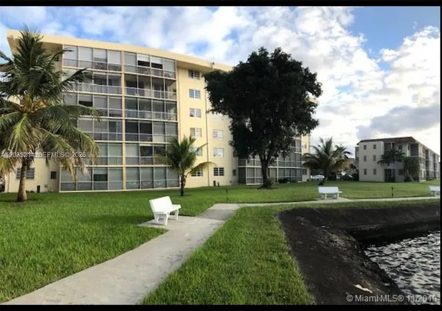 2999-point-east-dr-c301-aventura-fl-33160/hzid_583df824
