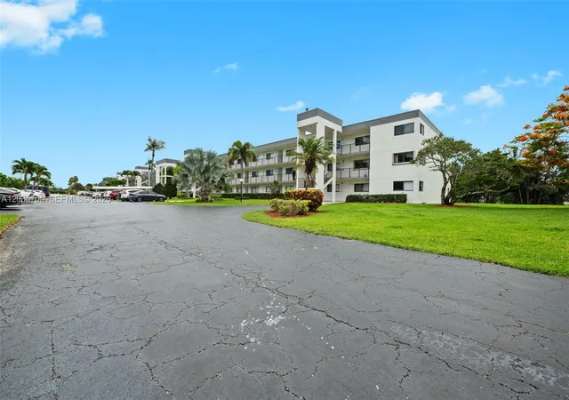 5598-witney-dr-214-delray-beach-fl-33484/hzid_63a405ac