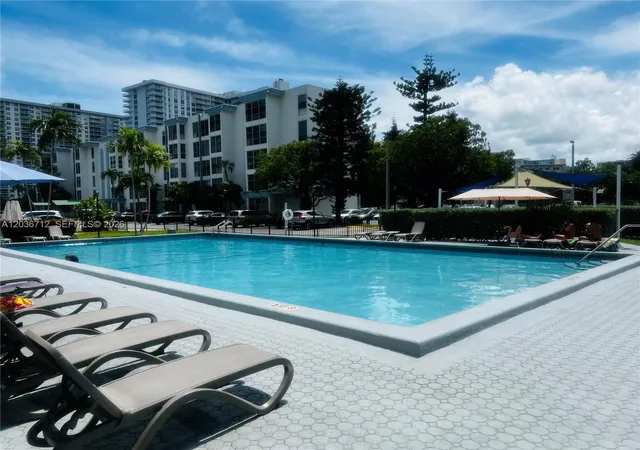 17570-atlantic-blvd-206-sunny-isles-beach-fl-33160/hzid_fe3b7f28