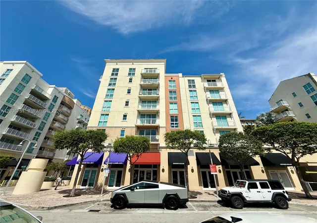 7275-sw-90th-st-c313-miami-fl-33156/hzid_e35c98e3