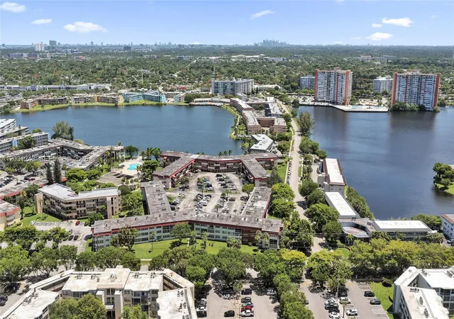1400-ne-191st-street-343-miami-fl-33179/hzid_65b8c3b4