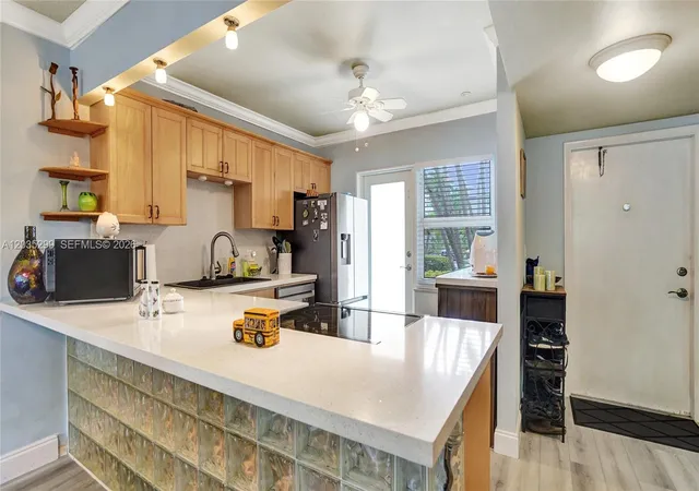 3181-s-ocean-dr-107-hallandale-beach-fl-33009/hzid_ba904eea