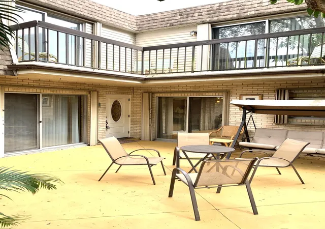 8115-sw-24-th-st-sw-27d-north-lauderdale-fl-33068/hzid_55377011